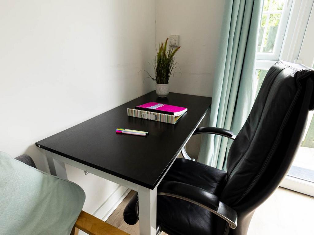1 GL-Student-Accommod