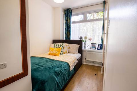 undefined, 1 Woodland Way, Canterbury,