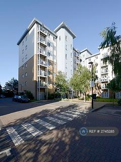 2 bedroom flat to rent, Foundry Court, Slough, SL2