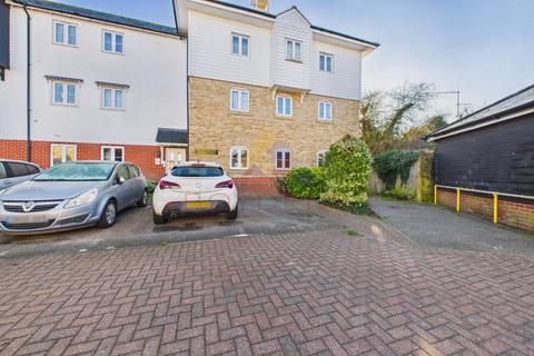 2 bedroom apartment for sale, Oxton Close, Colchester CO5