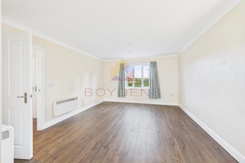 2 bedroom apartment for sale, Oxton Close, Colchester CO5