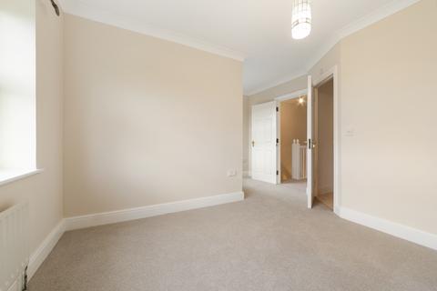 3 bedroom house to rent, Kingston Road, London SW20