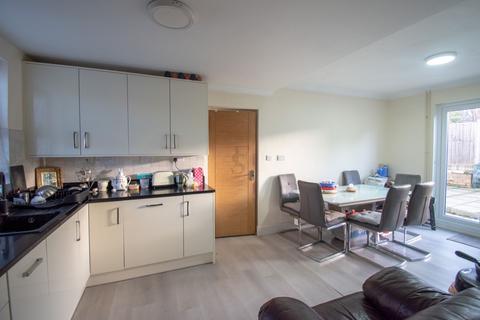 4 bedroom semi-detached house for sale, Armadale Drive, Leicester