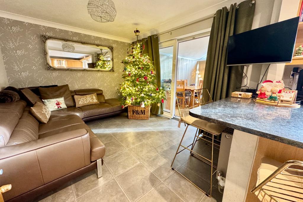 Kitchen/Family Room