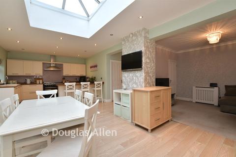 undefined, Sylvia Avenue, Hutton, Brentwood, Essex