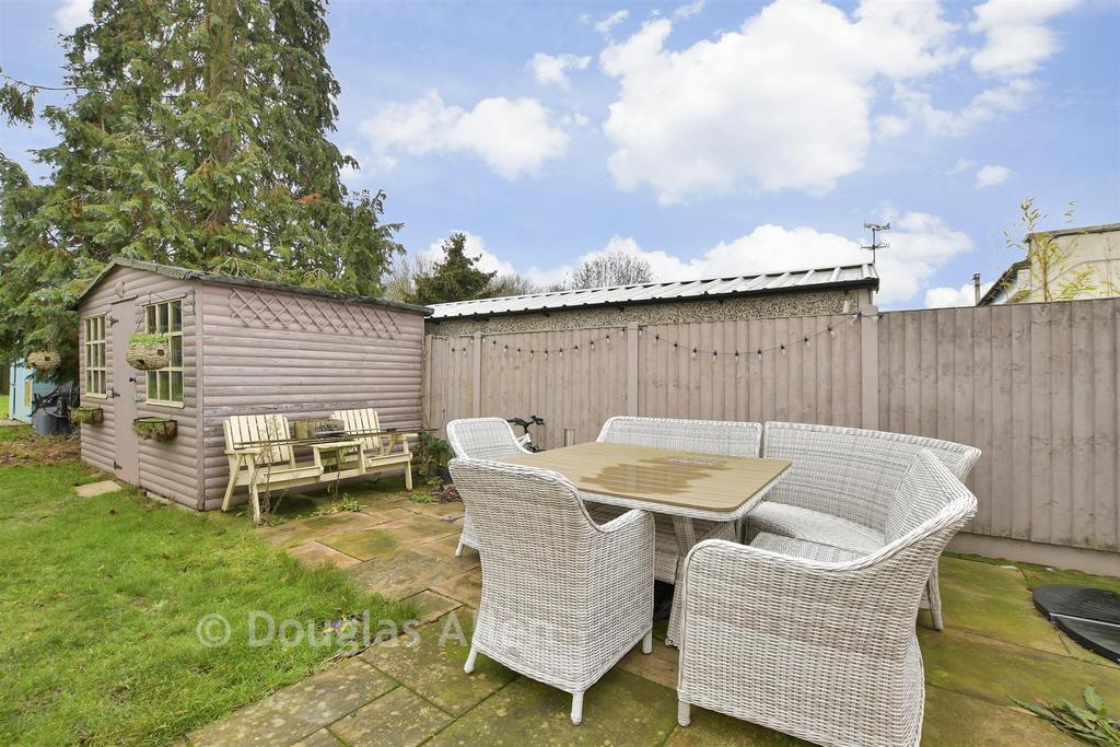 Patio / Decking
