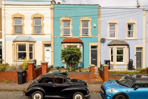 undefined, William Street, Totterdown