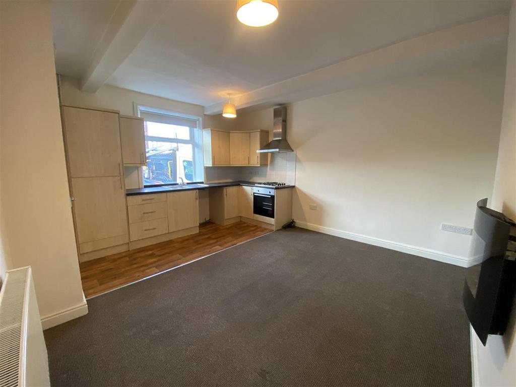 KITCHEN LOUNGE.jpg