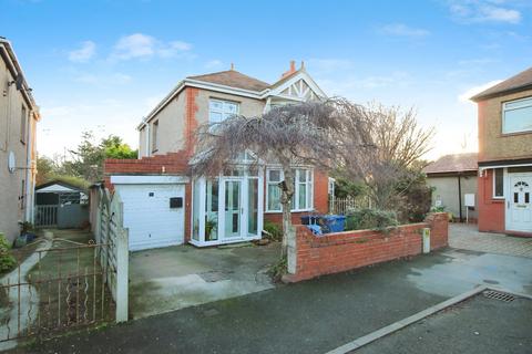 3 bedroom detached house for sale, Clifton Grove, Denbighshire LL18