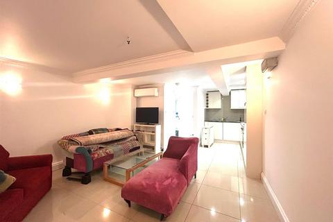 1 bedroom flat to rent, Warwick Road, Kensington, W14