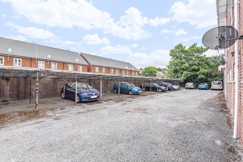 undefined, Boundary Road,  Newbury,  RG14