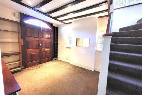 3 bedroom detached house for sale, The Grove, Edgware HA8 9QB