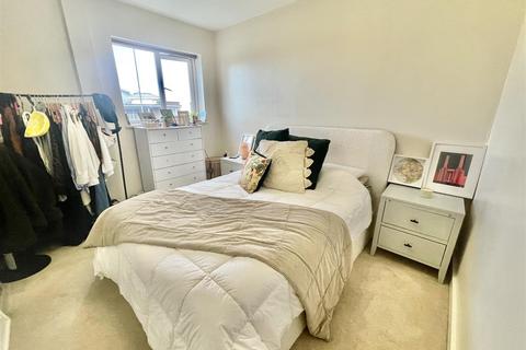 1 bedroom apartment for sale, Mimms Hall Road, Potters Bar EN6