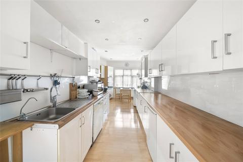 4 bedroom detached house for sale, Dorset Way, Uxbridge UB10