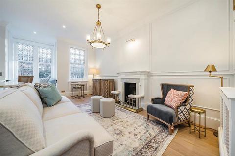 1 bedroom flat to rent, Lower Sloane Street, London SW1W