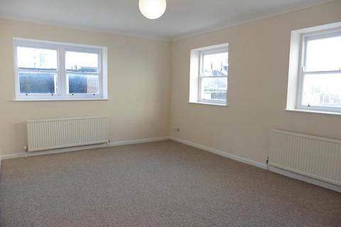 2 bedroom flat to rent, Marine Parade, Brighton, East Sussex, BN2