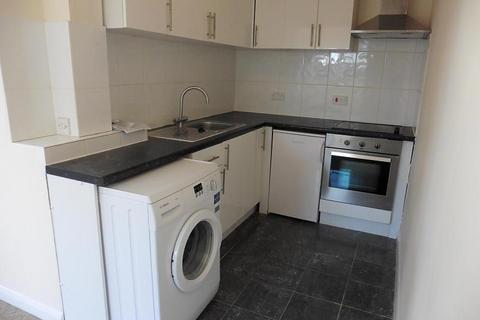 2 bedroom flat to rent, Marine Parade, Brighton, East Sussex, BN2