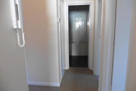 2 bedroom flat to rent, Marine Parade, Brighton, East Sussex, BN2