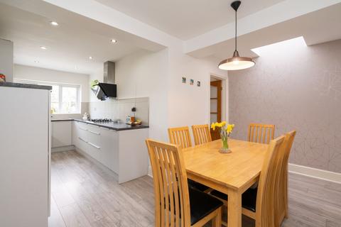 4 bedroom semi-detached house for sale, Yoxall Road, Shirley, B90