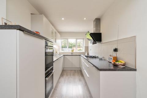 4 bedroom semi-detached house for sale, Yoxall Road, Shirley, B90