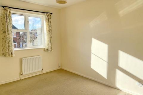3 bedroom semi-detached house to rent, Whitebeam Close, Paignton, Devon