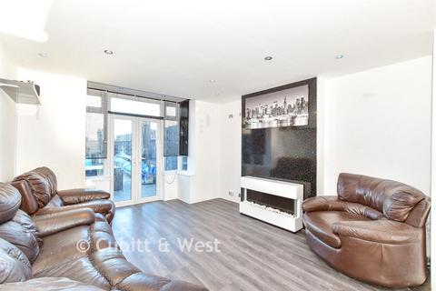 3 bedroom terraced house for sale, Locksway Road, Southsea PO4