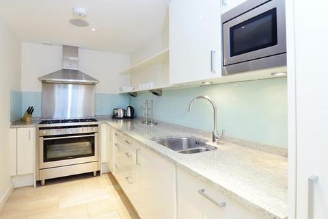 2 bedroom flat to rent, Young Street, London W8