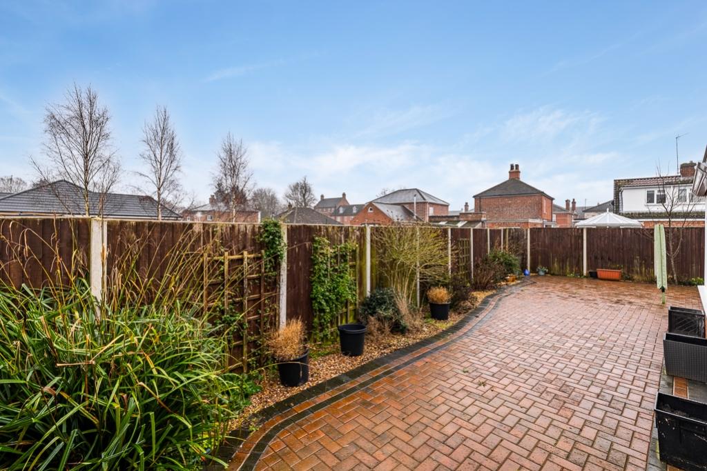 36 Saxon Gate (Kirton)-34