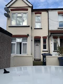 2 bedroom maisonette for sale, Orchard Avenue, Southall UB1