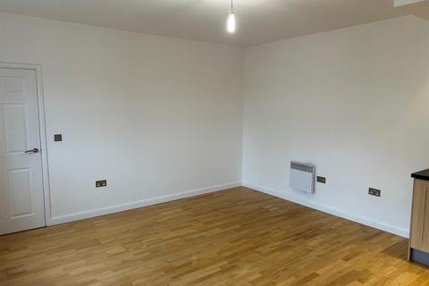 2 bedroom apartment to rent, Free School Lane, Halifax
