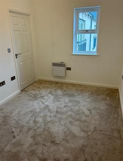 2 bedroom apartment to rent, Free School Lane, Halifax