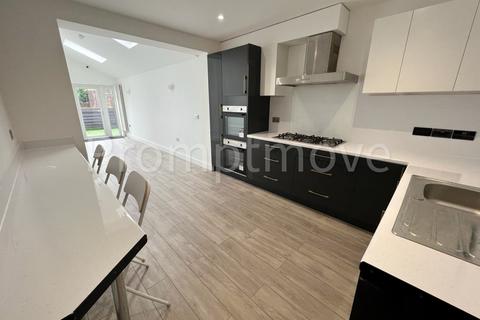 Studio to rent, Stanford Road Luton LU2 0QA