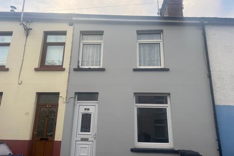 3 bedroom terraced house to rent, Trevethick Street, Merthyr Tydfil, CF47