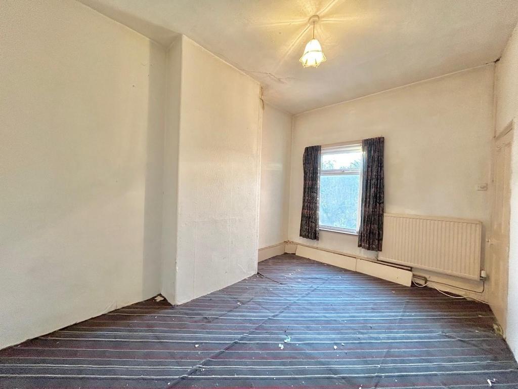 Bedroom 2.jpg