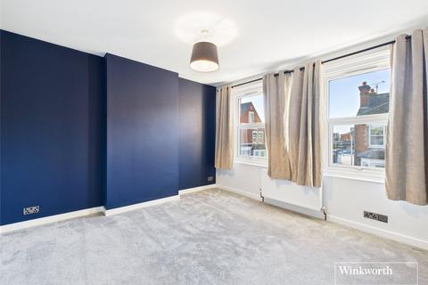 3 bedroom end of terrace house to rent, Addison Road, Reading, Berkshire, RG1