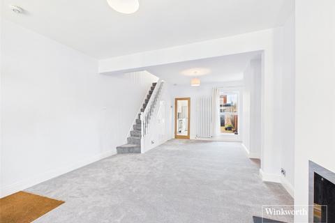 3 bedroom end of terrace house to rent, Addison Road, Reading, Berkshire, RG1