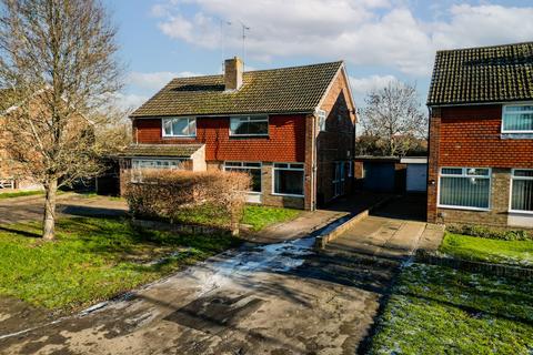 3 bedroom semi-detached house for sale, Ingram Avenue, Aylesbury HP21