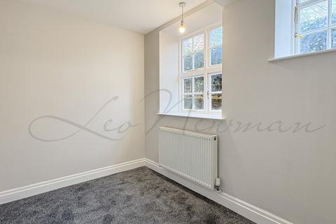 2 bedroom flat to rent, Meadway Court, Hampstead Garden Suburb, NW11