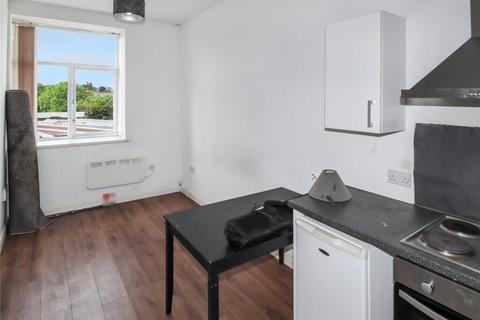 1 bedroom flat to rent, Whingate Mill, Whingate, LS12