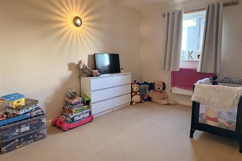 2 bedroom flat to rent, Park Mews, Park Road, South Wigston