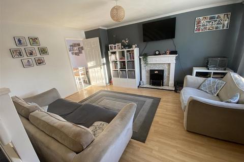 3 bedroom terraced house for sale, Chatham Close, Seaton Delaval, Whitley Bay