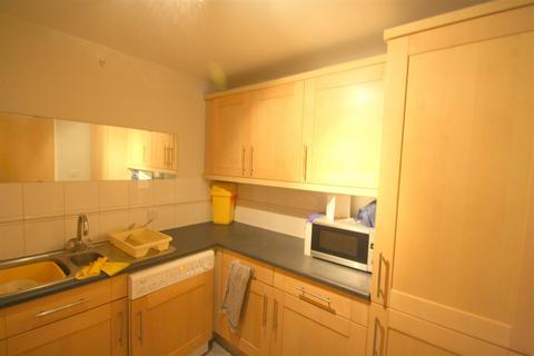 2 bedroom apartment for sale, Scotney Gardens, Maidstone ME16