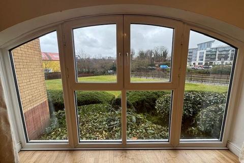 2 bedroom apartment for sale, Scotney Gardens, Maidstone ME16