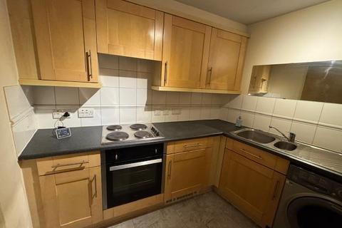 2 bedroom apartment for sale, Scotney Gardens, Maidstone ME16