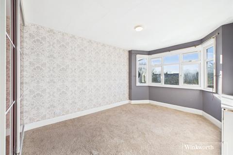 5 bedroom detached house to rent, Grasmere Avenue, Wembley HA9
