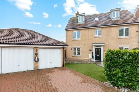 5 bedroom detached house for sale, Scholars Crescent, Basildon, Essex, SS15