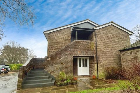 1 bedroom maisonette for sale, Greenham Wood, Bracknell, Berkshire