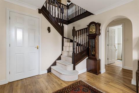 5 bedroom detached house for sale, Old Pinewood Way, Papworth Everard CB23