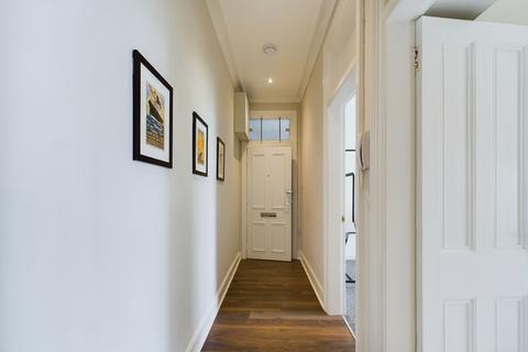 2 bedroom flat to rent, 96 Eastwood Avenue