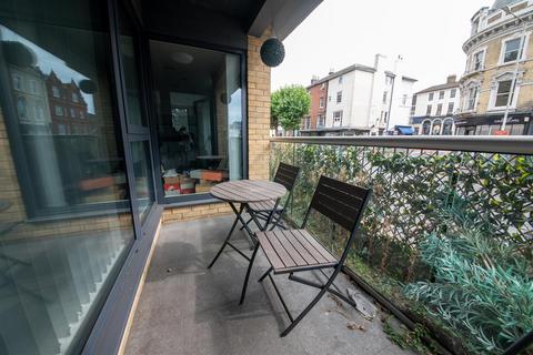 2 bedroom apartment to rent, London Road, Tunbridge Wells
